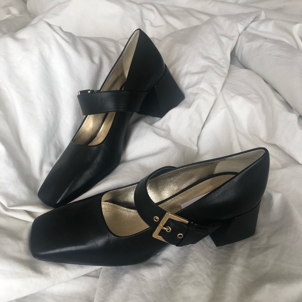 Suzanne Rae black leather Mary Janes size 38